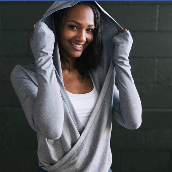 ZYIA Tops - Zyia Haze Yoga Shawl Hood Size M